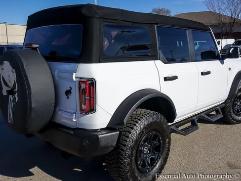 Used 2023 Ford Bronco Wildtrak image 7