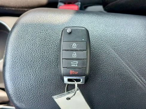 Used 2018 Kia Forte LX FWD image 29