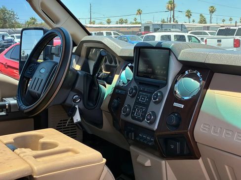 Used 2015 Ford F350 Lariat w/ Lariat Ultimate Package AWD/4WD image 26