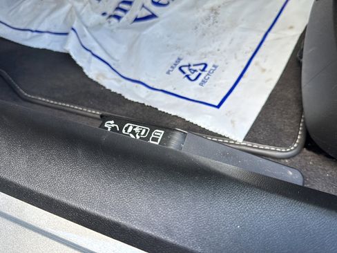 Used 2024 Chevrolet Corvette Stingray Convertible w/ LPO, Roadside Safety Package image 15