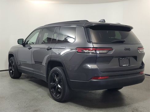 Used 2025 Jeep Grand Cherokee L Altitude image 5