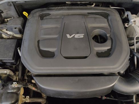 Used 2016 Jeep Grand Cherokee Limited RWD image 30