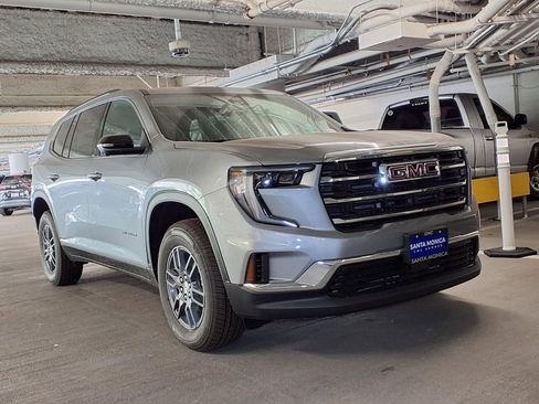 New 2026 GMC Acadia Elevation FWD image 3