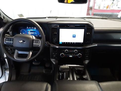Used 2025 Ford F150 Lariat w/ Equipment Group 502A High AWD/4WD image 15