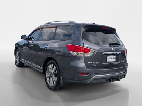 Used 2014 Nissan Pathfinder Platinum w/ Platinum Premium Package FWD image 4
