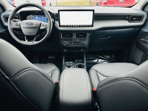 New 2026 Ford Maverick Lariat w/ Black Appearance Package image 29