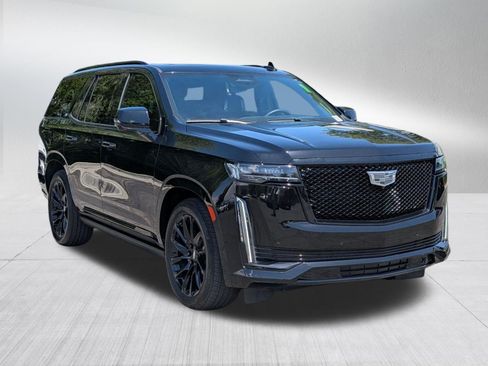 Certified 2024 Cadillac Escalade Sport Platinum w/ LPO, ONYX Package AWD/4WD image 8