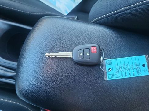 Used 2015 Toyota RAV4 XLE image 27