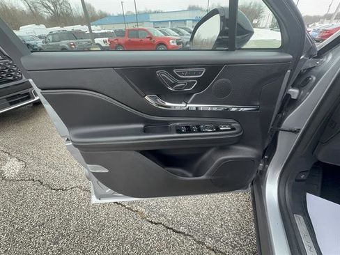 Used 2023 Lincoln Corsair AWD image 11