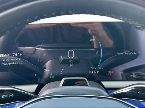 New 2026 Cadillac Optiq Luxury 1 image 33