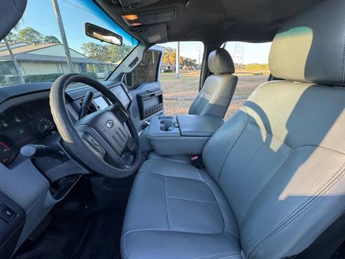 Used 2012 Ford F250 XL w/ PWR Equipment Group image 11