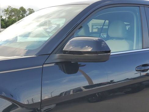 Certified 2024 Volkswagen Atlas SE FWD image 14