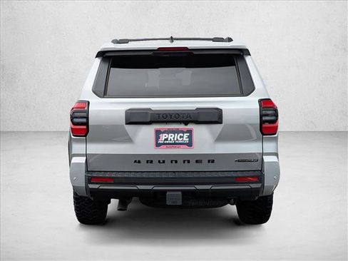 Used 2025 Toyota 4Runner TRD Off-Road Premium image 7