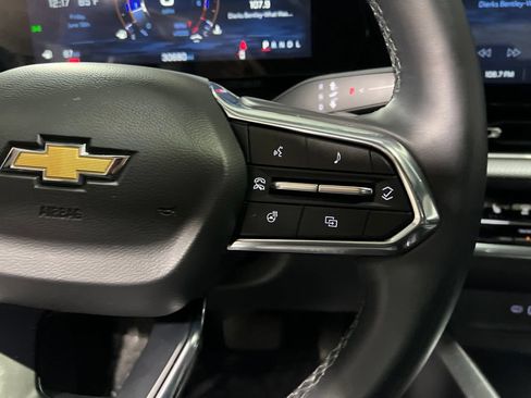 Used 2025 Chevrolet Equinox LT FWD image 25
