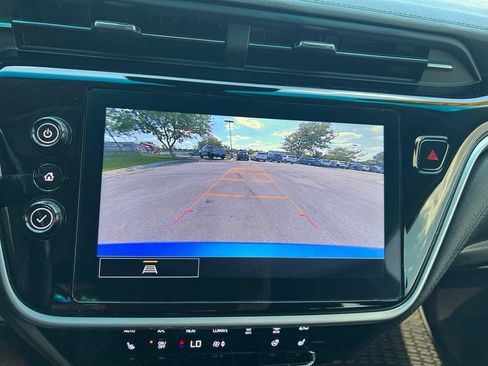 Used 2022 Chevrolet Bolt LT FWD image 36