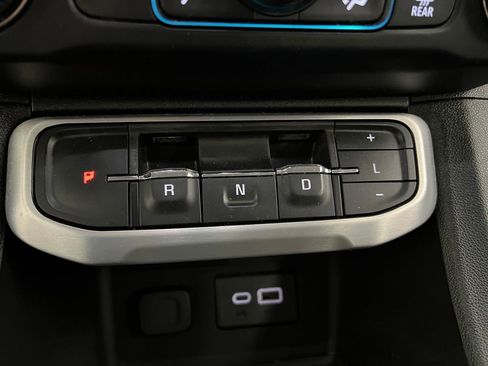 Used 2020 GMC Acadia SLE w/ Driver Convenience Package image 22