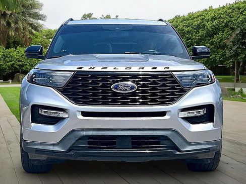 Used 2022 Ford Explorer ST-Line w/ Class IV Trailer Tow Package AWD/4WD image 2