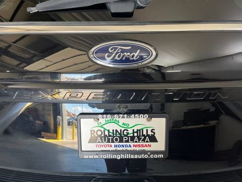 Used 2021 Ford Expedition Limited AWD/4WD image 47