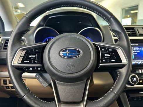 Used 2018 Subaru Outback 2.5i Limited AWD/4WD image 27