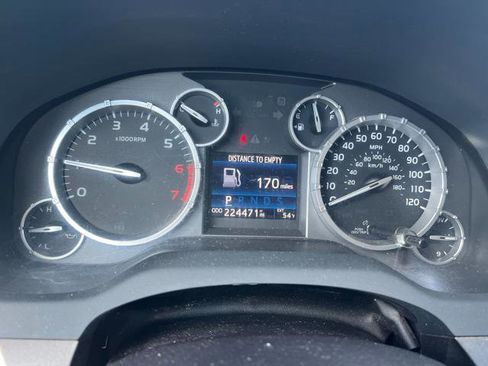 Used 2017 Toyota Tundra SR5 w/ TRD Off Road Package AWD/4WD image 10