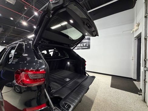 Used 2020 BMW X5 xDrive40i w/ M Sport Package image 55