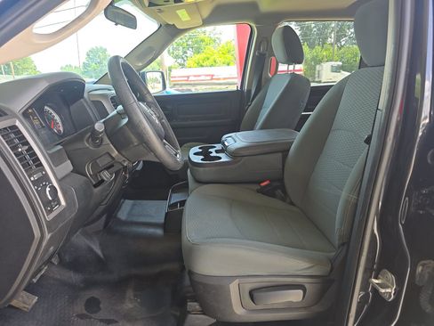 Used 2017 RAM 1500 Tradesman w/ Popular Equipment Group RWD image 7