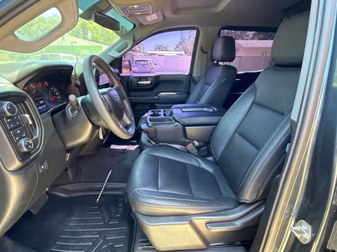 Used 2020 Chevrolet Silverado 1500 Custom Trail Boss w/ Custom Convenience Package image 13