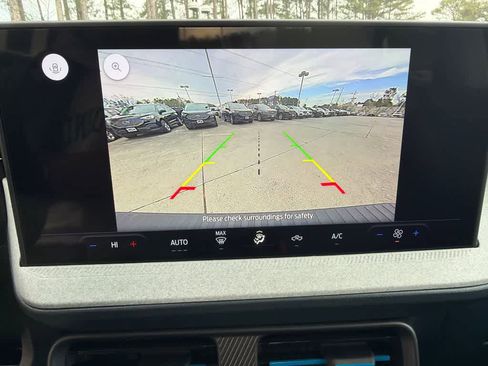 New 2026 Ford Maverick XLT image 27