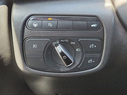 Used 2022 INFINITI QX50 Luxe w/ Appearance Package image 8