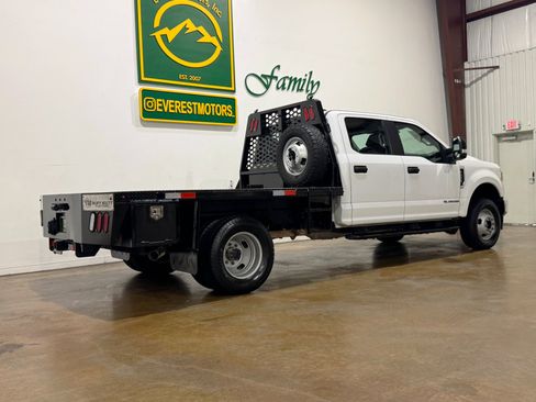 Used 2022 Ford F350 XL w/ Power Equipment Group image 8