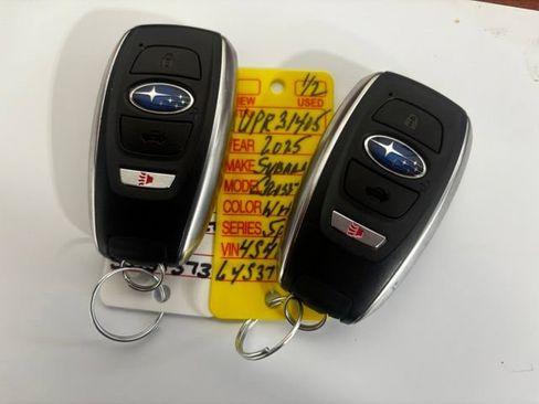 Used 2025 Subaru Crosstrek 2.5i Sport AWD/4WD image 2