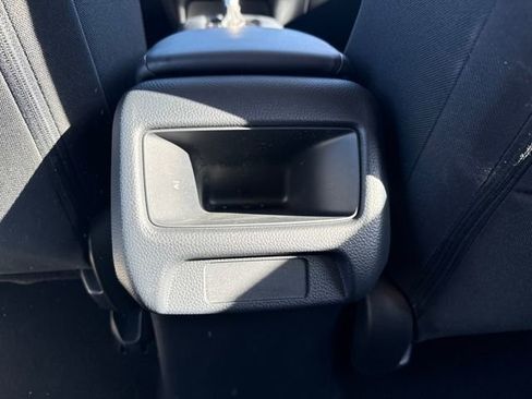 Certified 2023 Honda HR-V LX image 19