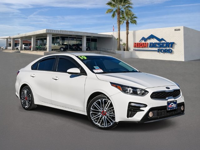 Used 2019 Kia Forte LXS FWD image 1