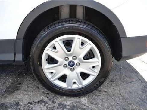 Used 2016 Ford Escape S FWD image 9