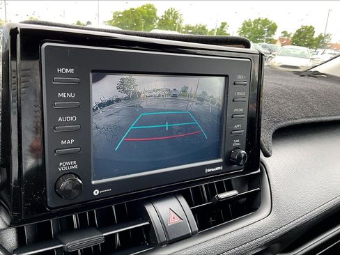 Used 2022 Toyota RAV4 XLE FWD image 29