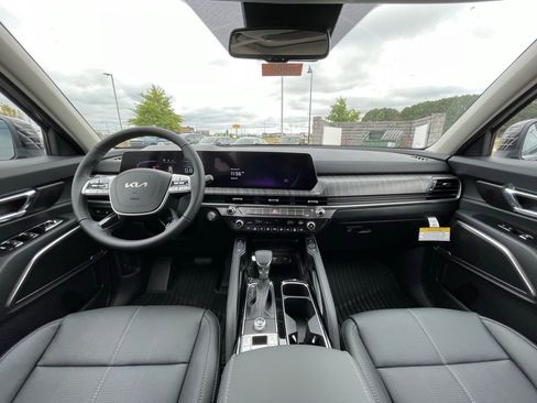 New 2025 Kia Telluride EX w/ EX Captain's Chair Package image 30