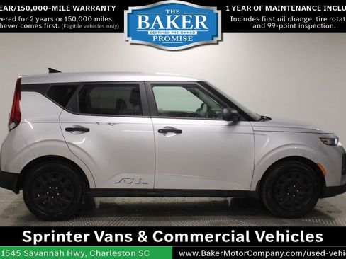 Used 2020 Kia Soul LX image 12