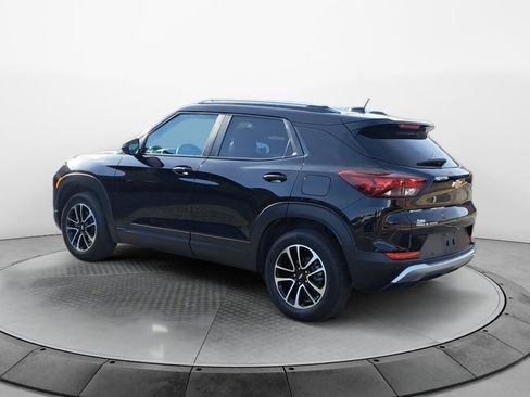 Certified 2024 Chevrolet TrailBlazer LT w/ LT Cold Weather Package image 5