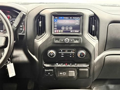 Used 2021 Chevrolet Silverado 2500 W/T w/ WT Convenience Package AWD/4WD image 14
