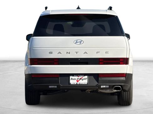Used 2026 Hyundai Santa Fe SEL FWD image 6
