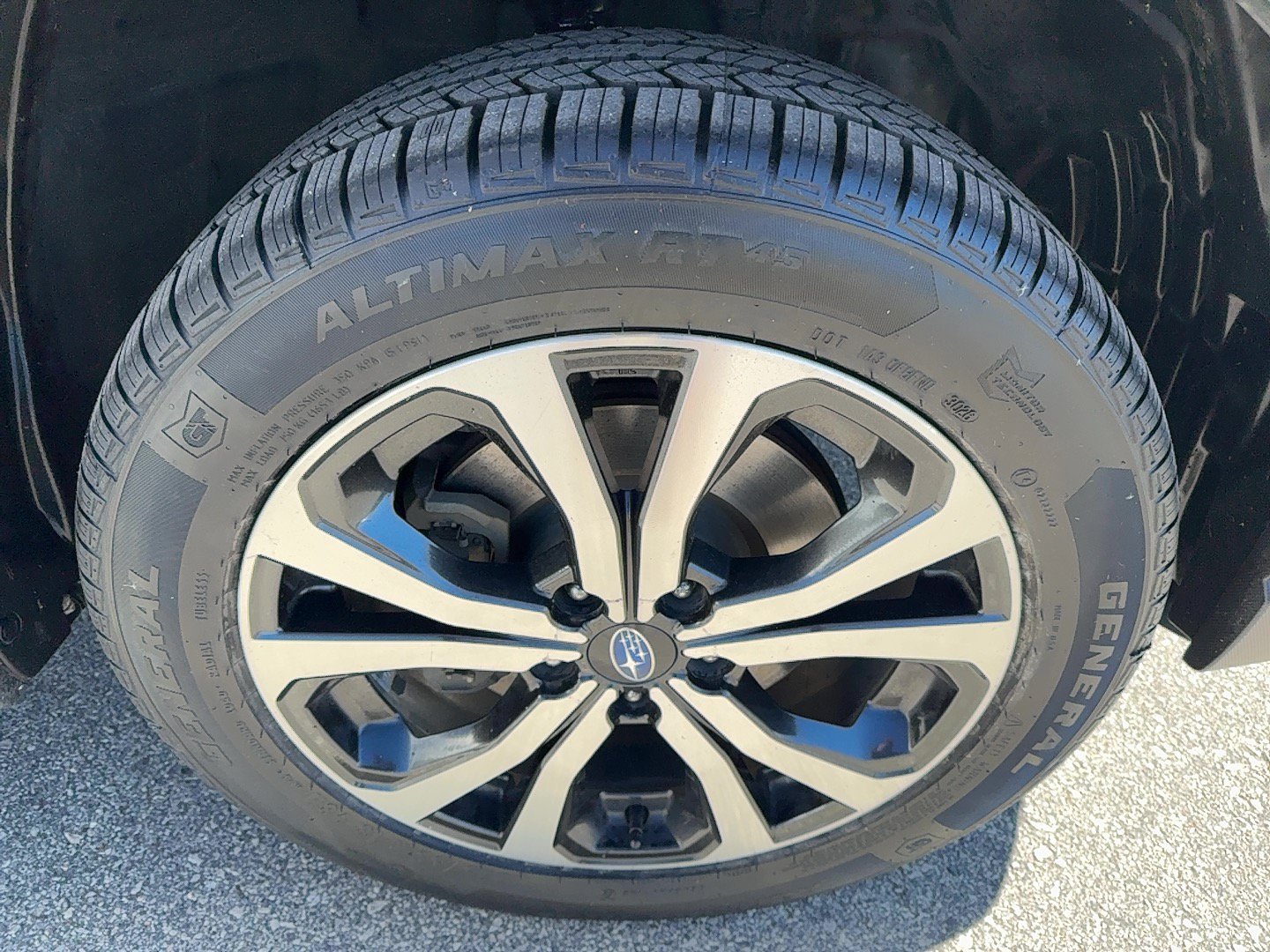 Used 2019 Subaru Forester Limited w/ Popular Package #3 AWD/4WD image 9