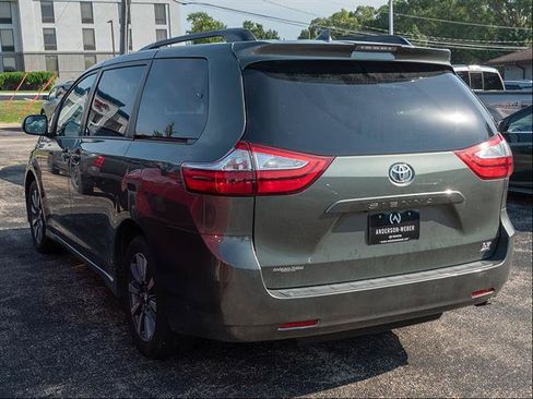 Used 2018 Toyota Sienna LE AWD/4WD image 5
