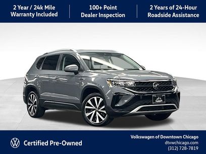 Used 2023 Volkswagen Taos SE w/ Panoramic Sunroof Package