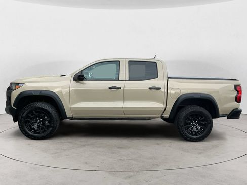 Certified 2023 Chevrolet Colorado Trail Boss w/ Technology Package AWD/4WD image 8
