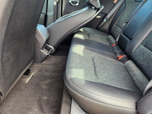 New 2025 Kia K4 GT-Line image 9