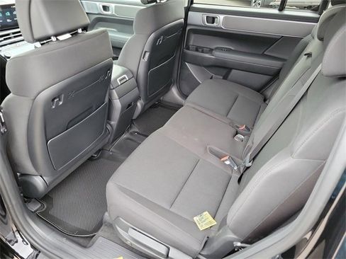 New 2026 Hyundai Santa Fe SE image 18