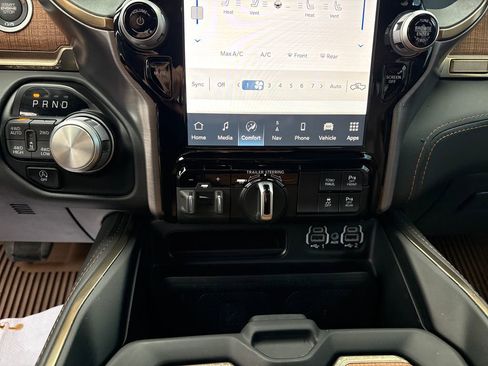 Used 2023 RAM 1500 Limited image 23