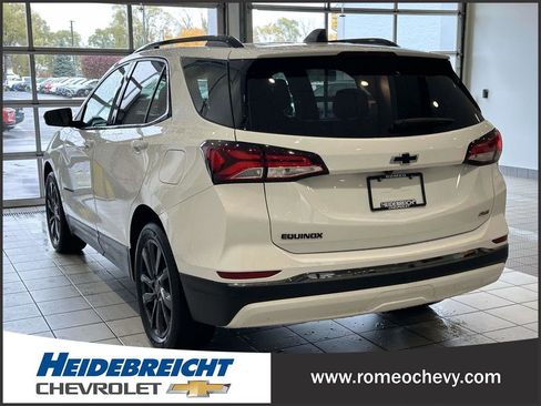 Certified 2023 Chevrolet Equinox RS w/ LPO, Floor Liner Package image 5