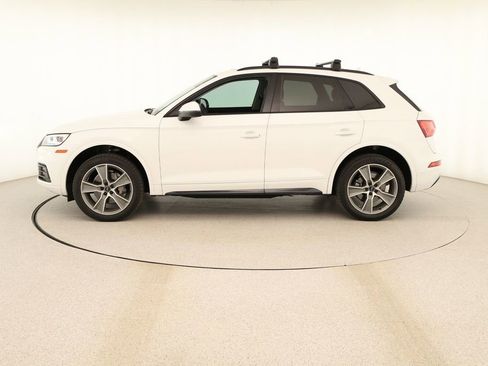 Used 2020 Audi Q5 2.0T Premium Plus w/ Premium Plus Package AWD/4WD image 2