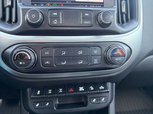 Used 2022 Chevrolet Colorado ZR2 w/ Colorado ZR2 Bison Edition AWD/4WD image 36